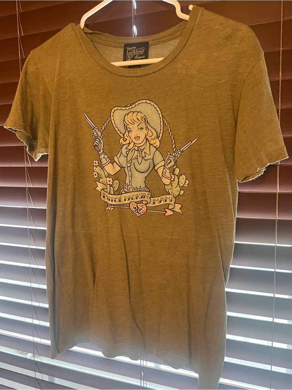 “pistol packin mama”  vintage retro a go-go  tshirt